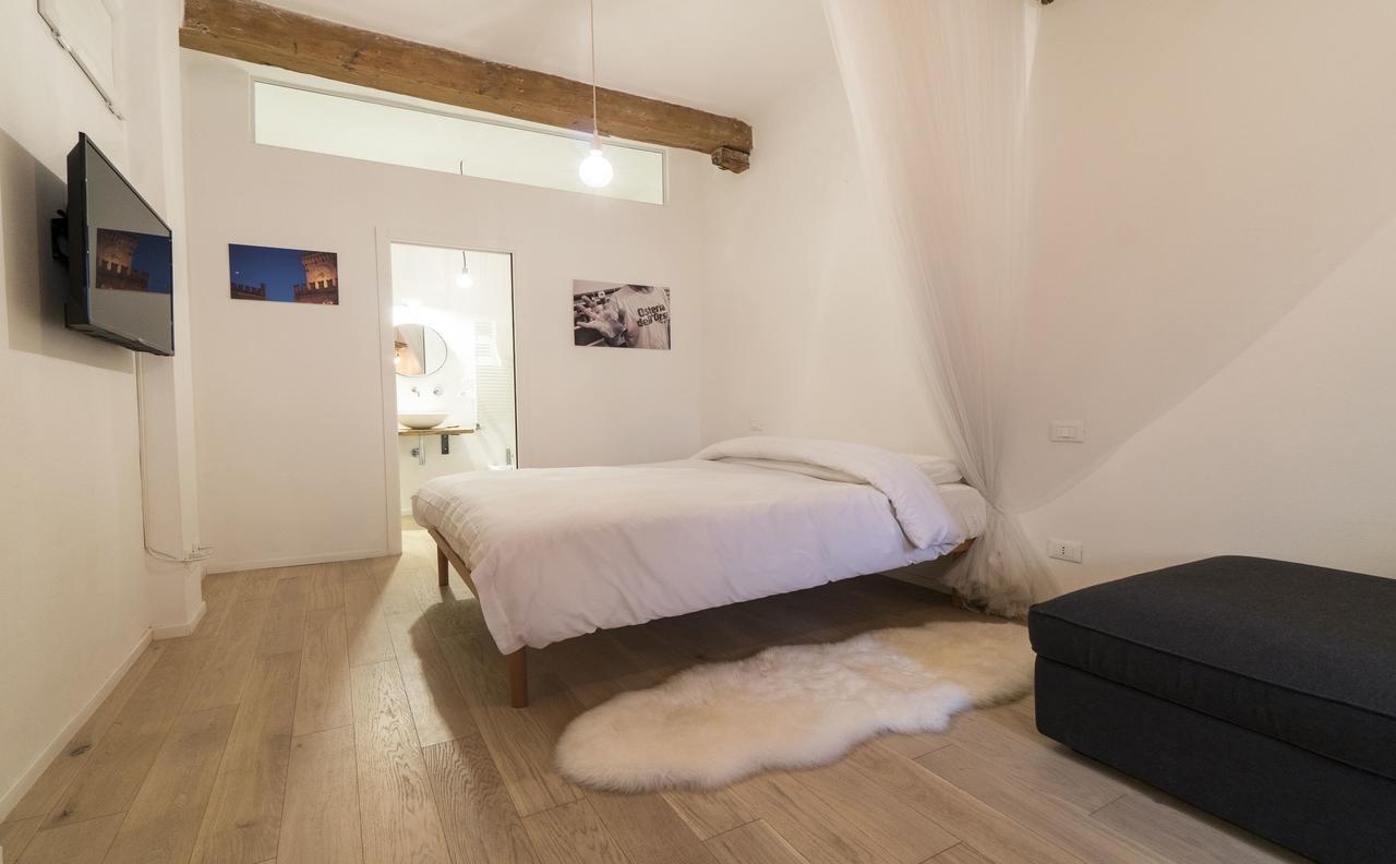 בולוניה Lovely Studio D'Azeglio By Studio Vita מראה חיצוני תמונה